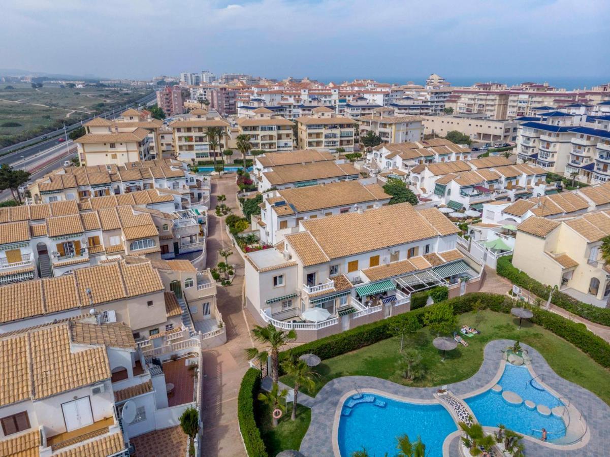 Villa-Capricho Playa - Caprice Villa Beach 라 마타 외부 사진